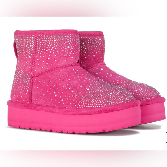 NEW Kids' Mease Platform Boot Little/Big Kid
Madden Girl. Size 4 - Picture 6 of 11